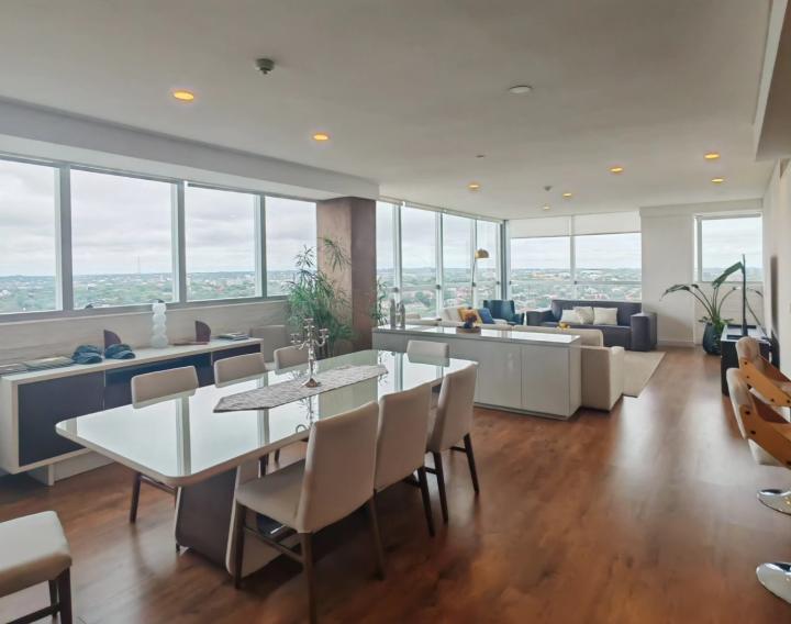 Miami Tower; Alquilo o Vendo Semipiso de Lujo amoblado de alta gama. Amplia financiación propia