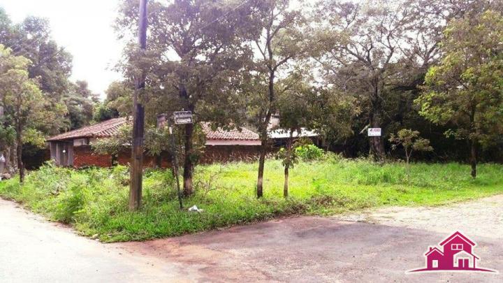 VENDO TERRENO EN PROVILEGIADA ZONA RESIDENCIAL - SAN LORENZO